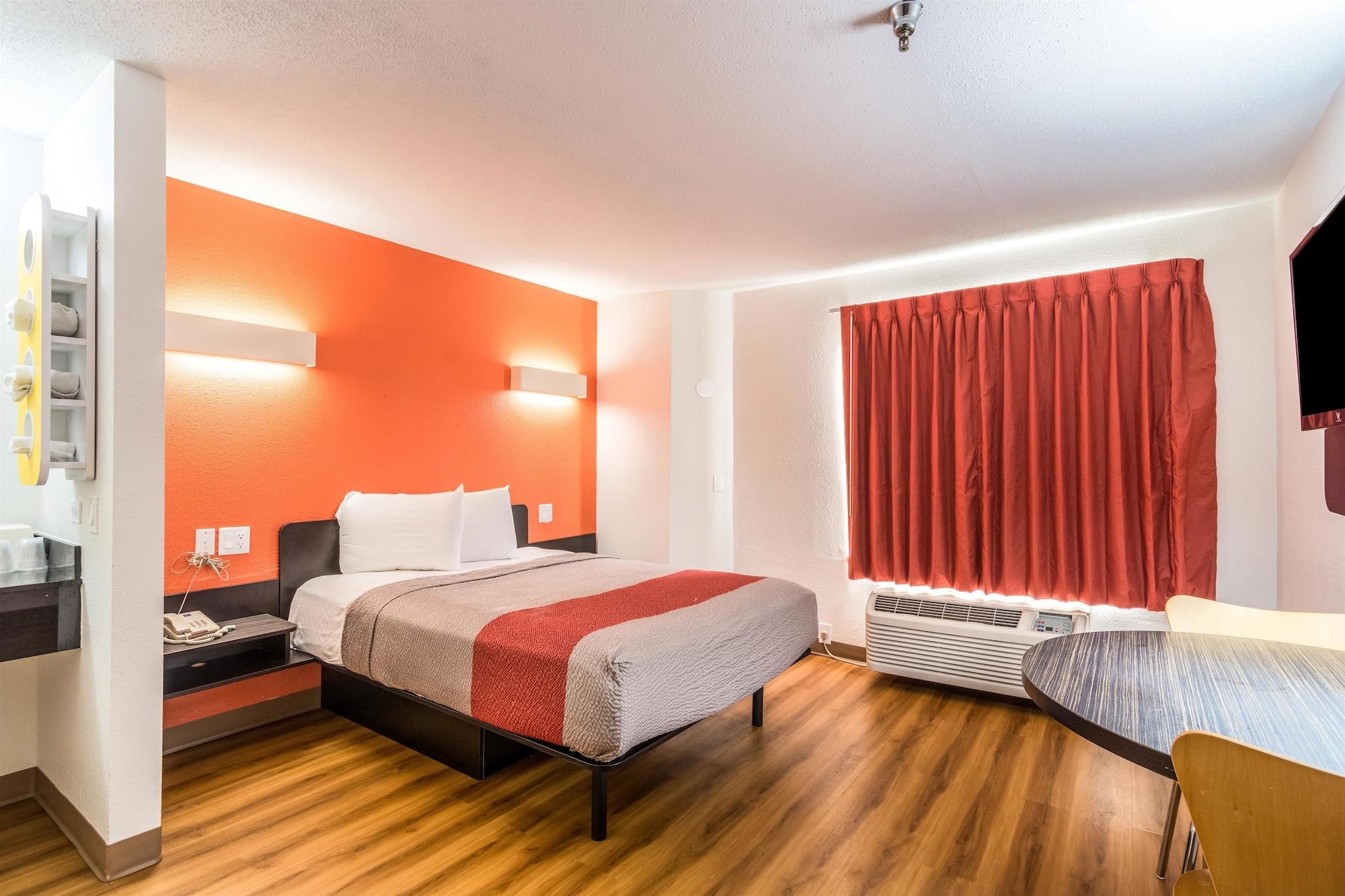 Motel 6-Harvey, Il Εξωτερικό φωτογραφία