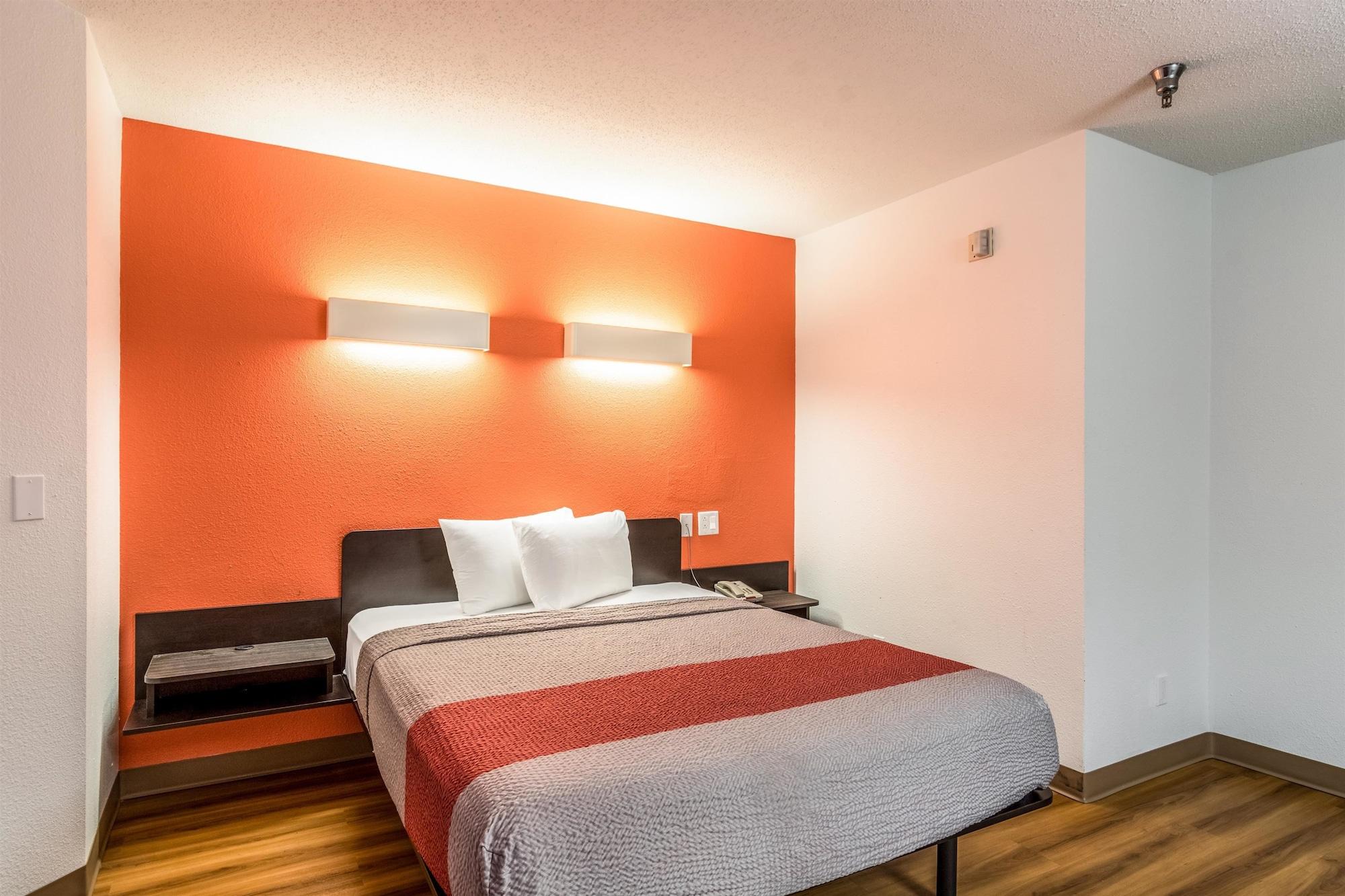 Motel 6-Harvey, Il Εξωτερικό φωτογραφία
