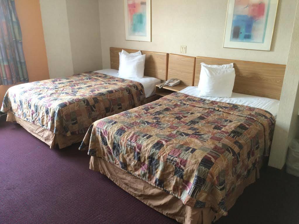 Motel 6-Harvey, Il Εξωτερικό φωτογραφία