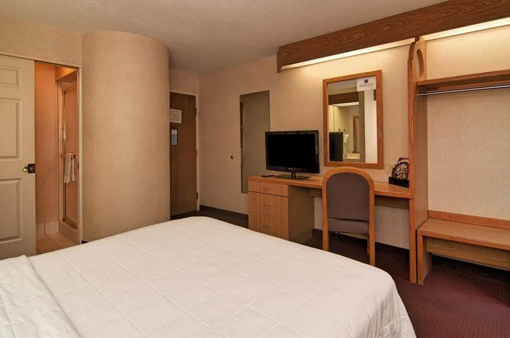 Motel 6-Harvey, Il Εξωτερικό φωτογραφία