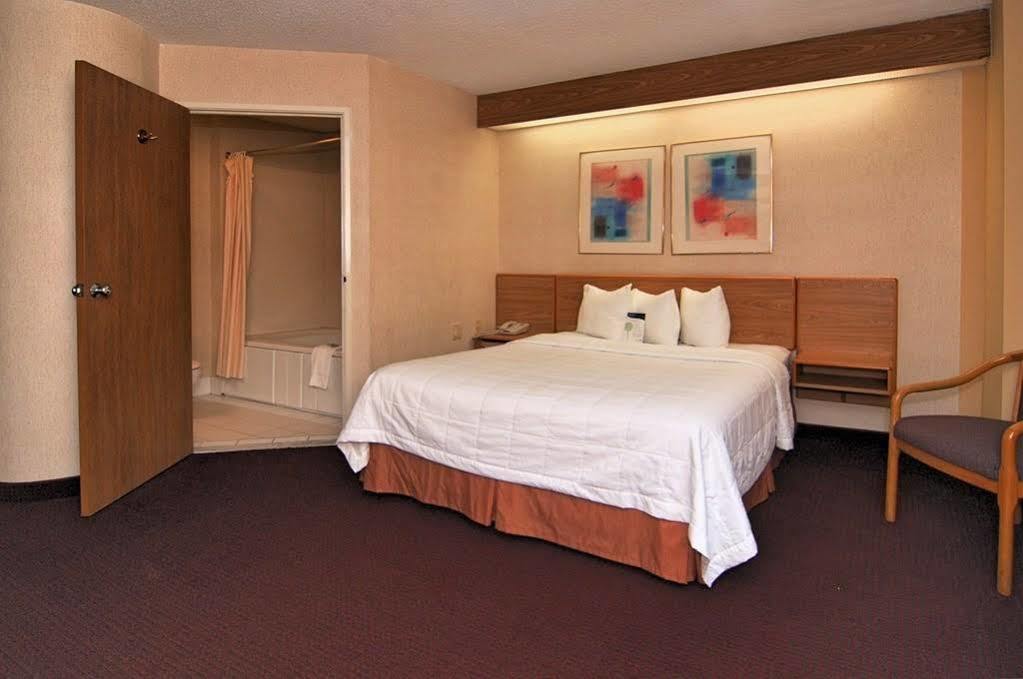 Motel 6-Harvey, Il Εξωτερικό φωτογραφία