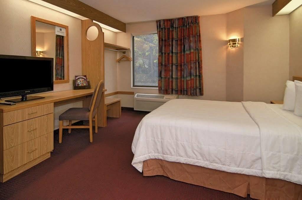 Motel 6-Harvey, Il Εξωτερικό φωτογραφία